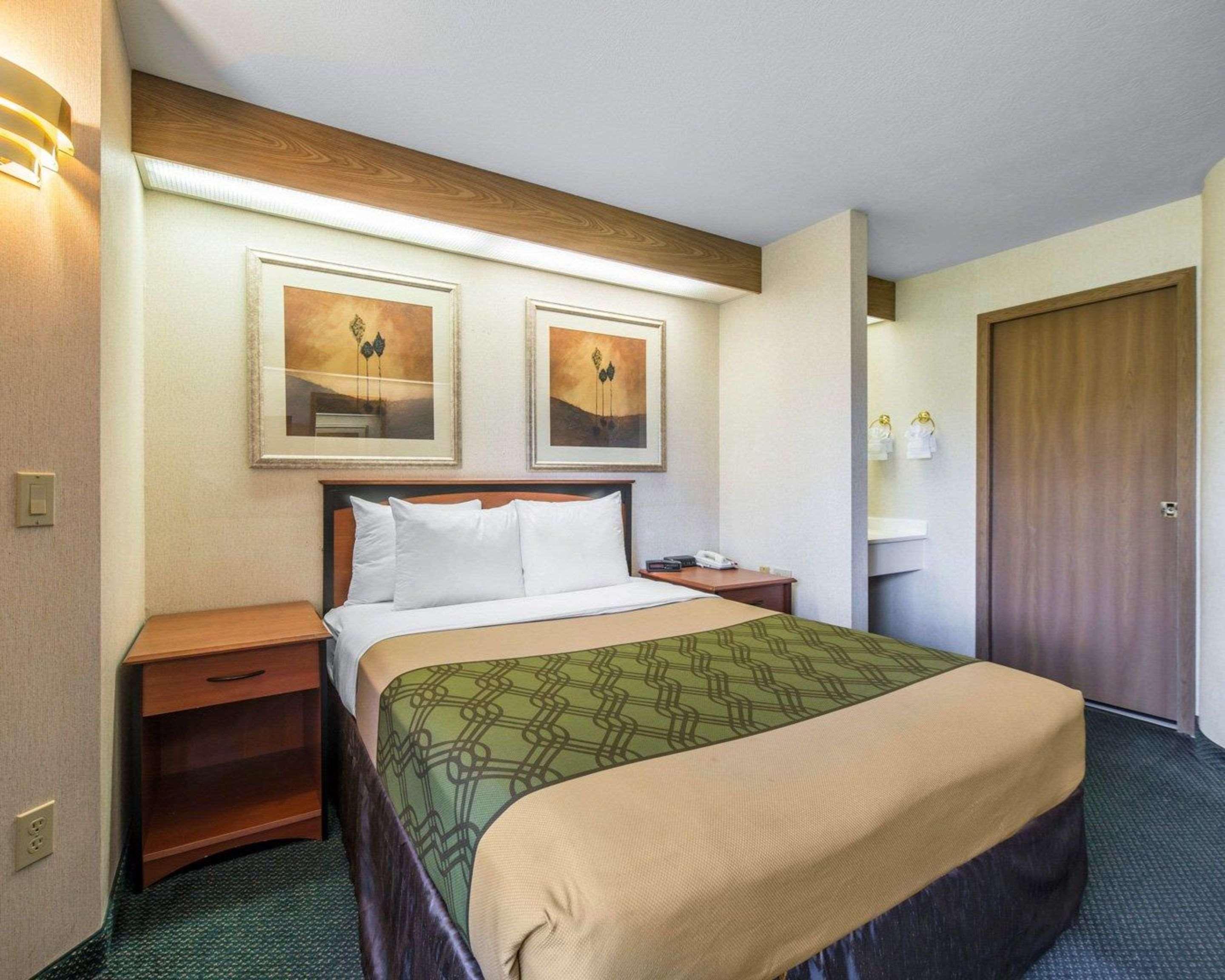Econo Lodge North Academy Colorado Springs Zewnętrze zdjęcie