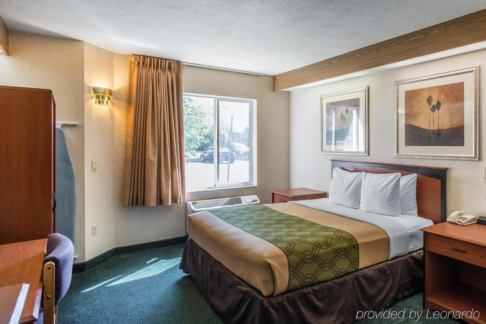 Econo Lodge North Academy Colorado Springs Zewnętrze zdjęcie