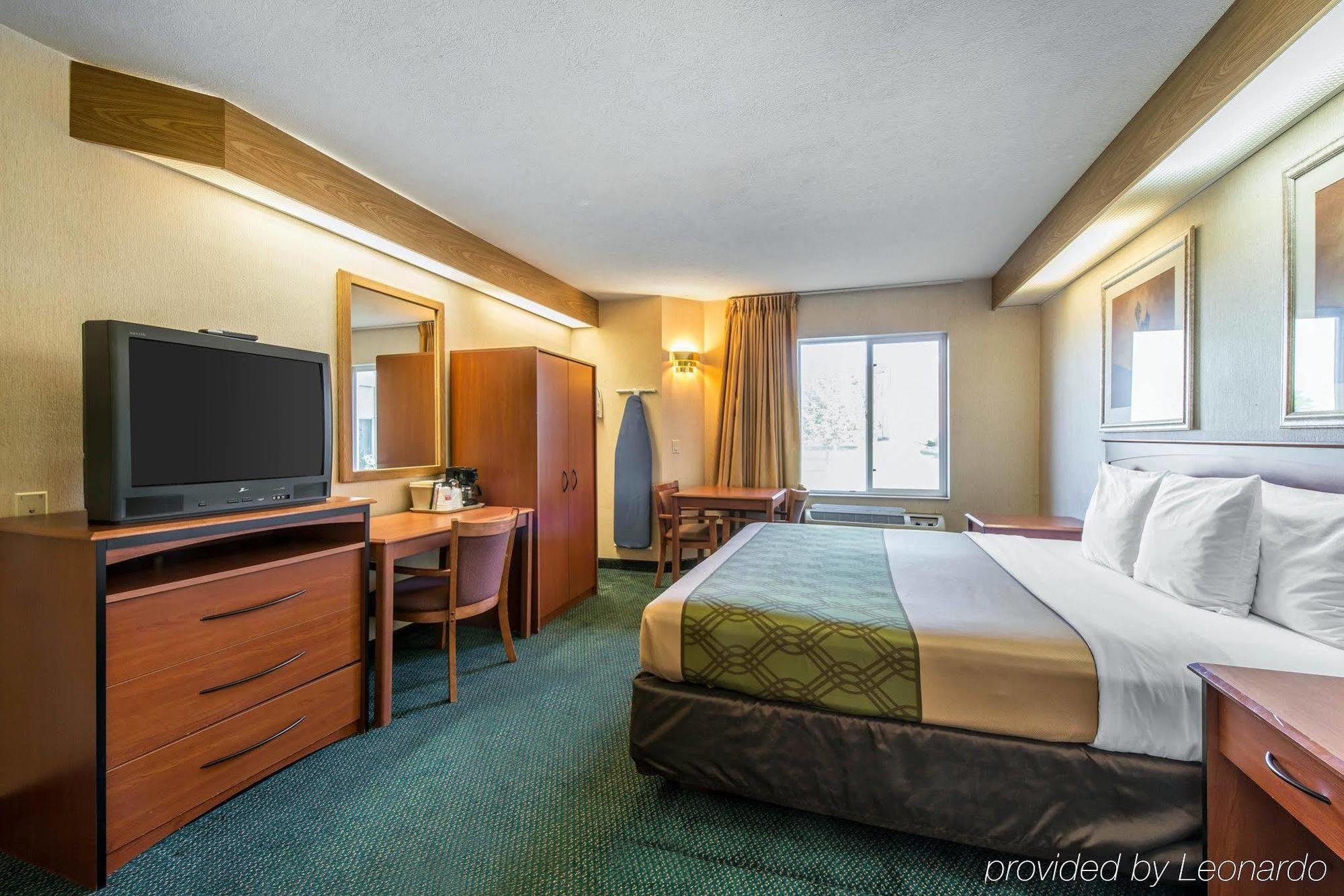 Econo Lodge North Academy Colorado Springs Zewnętrze zdjęcie